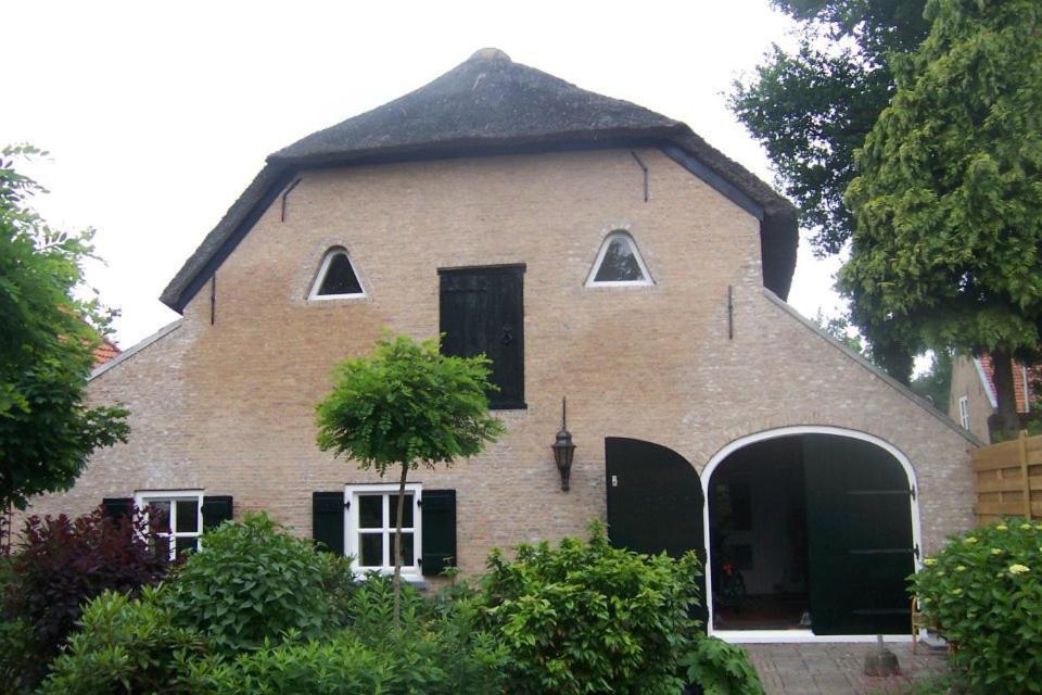B & B De Pimpelmees 's-Gravenmoer ภายนอก รูปภาพ